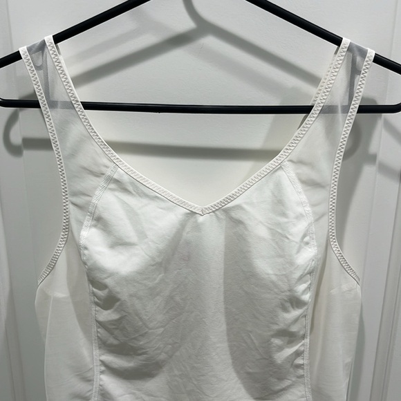 Lululemon Run With The Sun Tank Off White Sz 6 - Picture 3 of 5